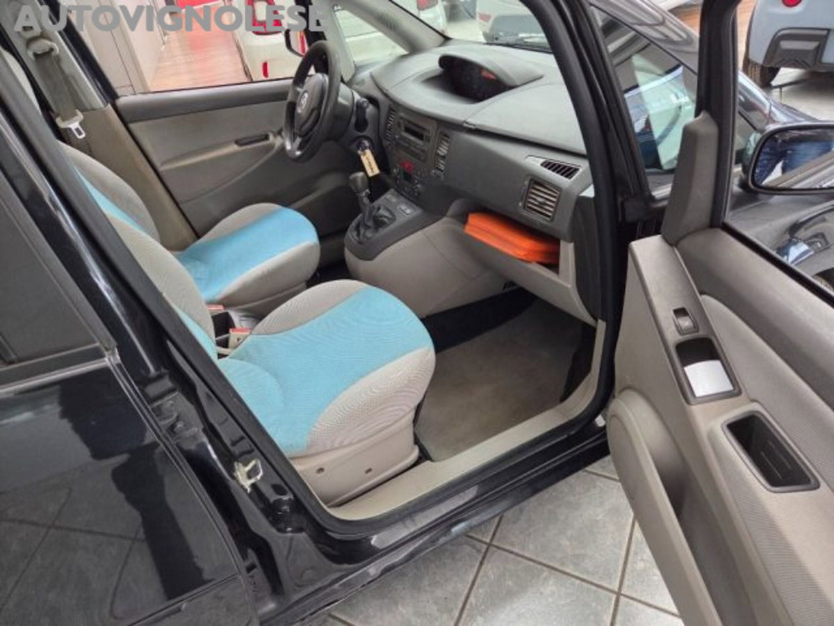 Fiat Idea 1.3 Multijet 16V Emotion (5)