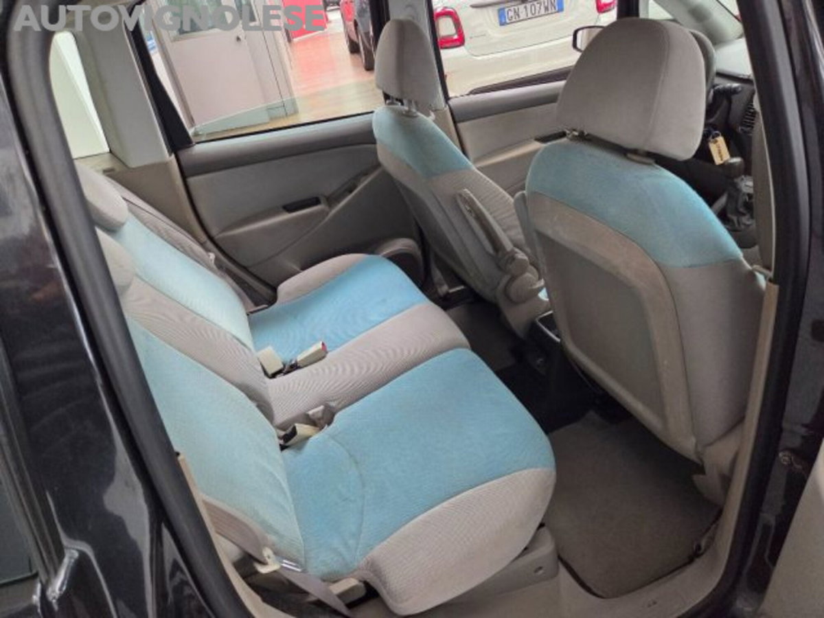Fiat Idea 1.3 Multijet 16V Emotion (9)