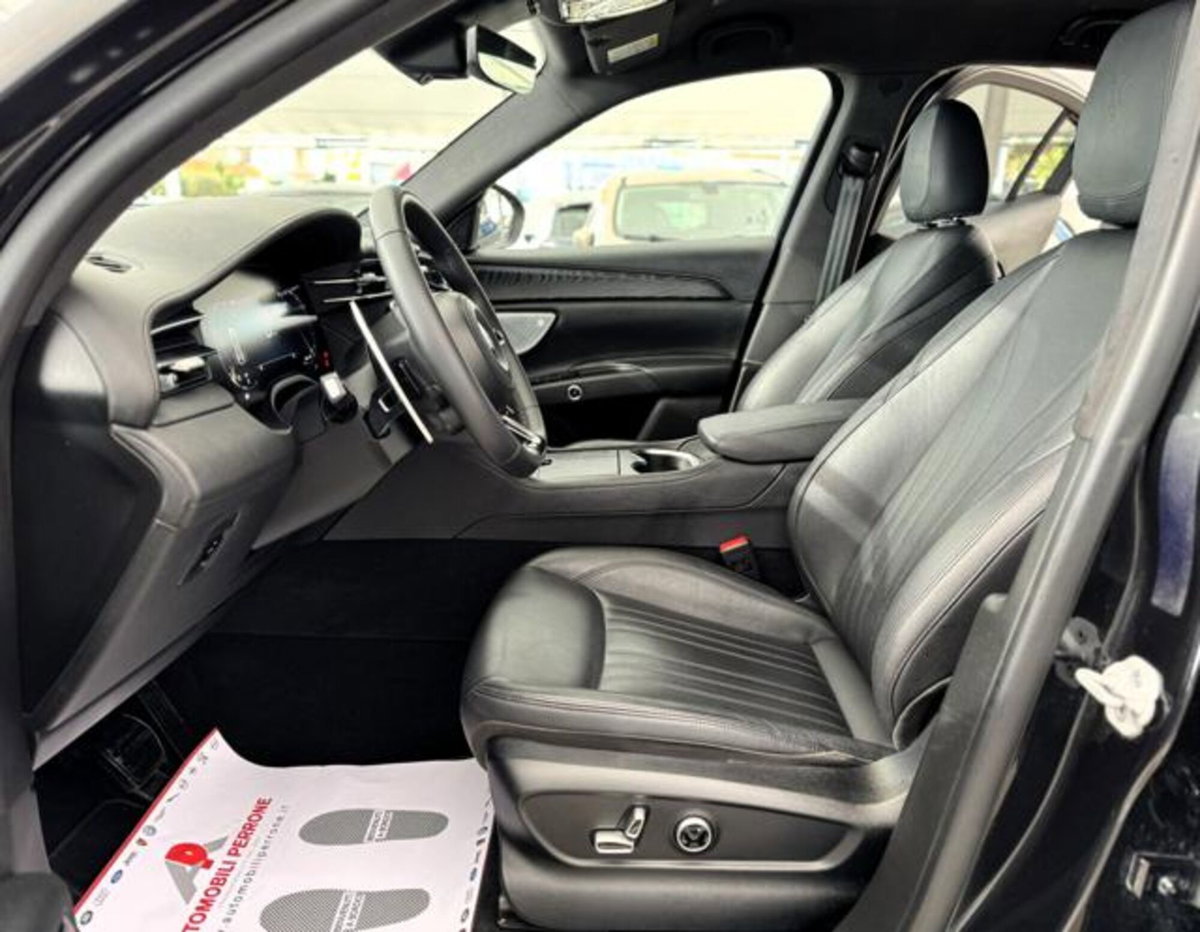 Maserati Grecale 2.0 MHEV 300 CV GT PrimaSerie (6)