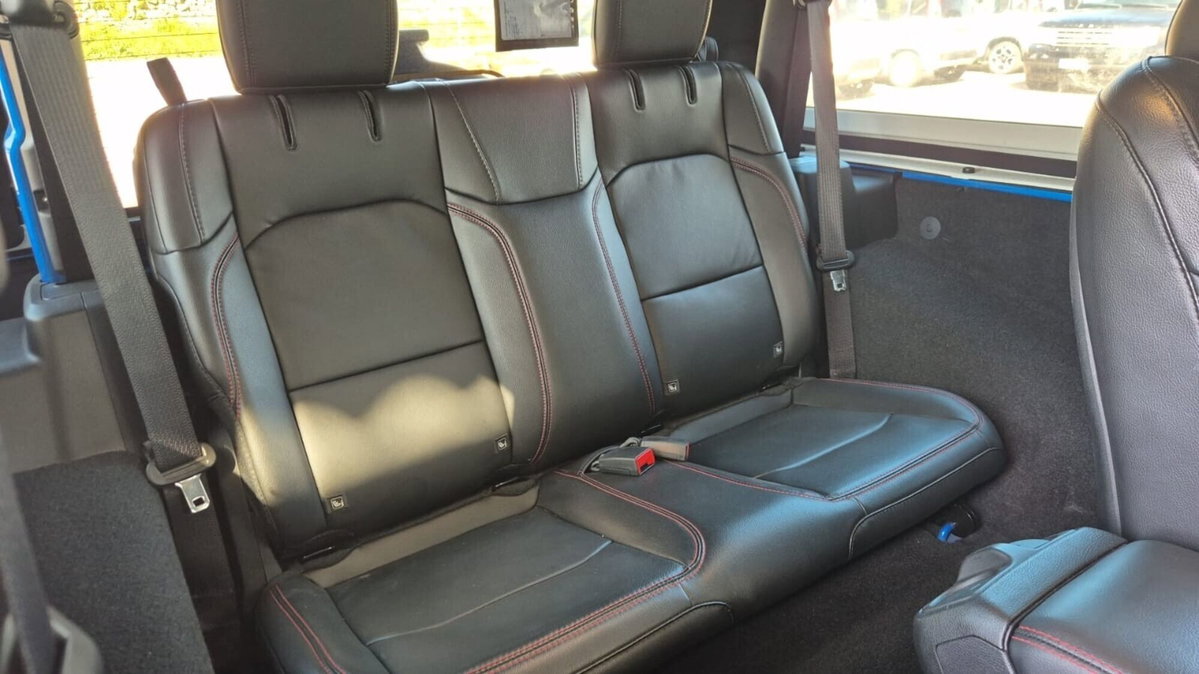 Jeep Wrangler 2.0 Turbo Rubicon (11)