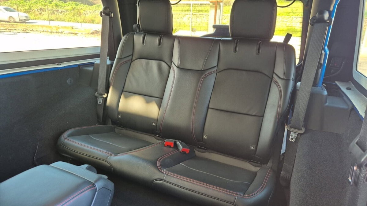 Jeep Wrangler 2.0 Turbo Rubicon (8)