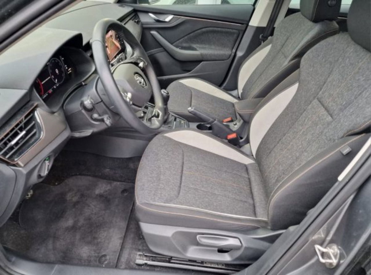 Skoda Kamiq 1.0 TSI Style (10)