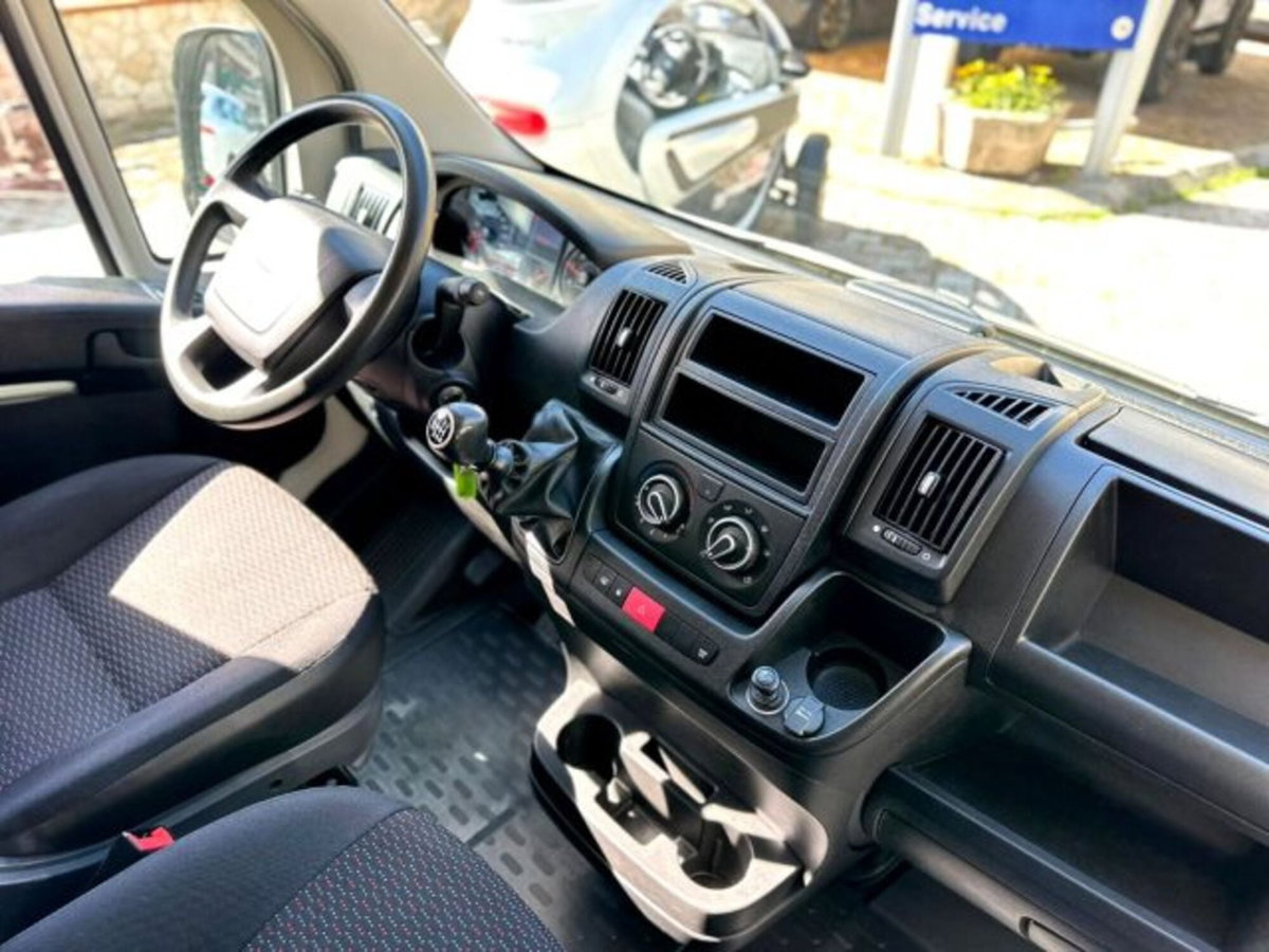 Peugeot Boxer Furgone 330 2.0 BlueHDi 130CV PM-TM Furgone (9)