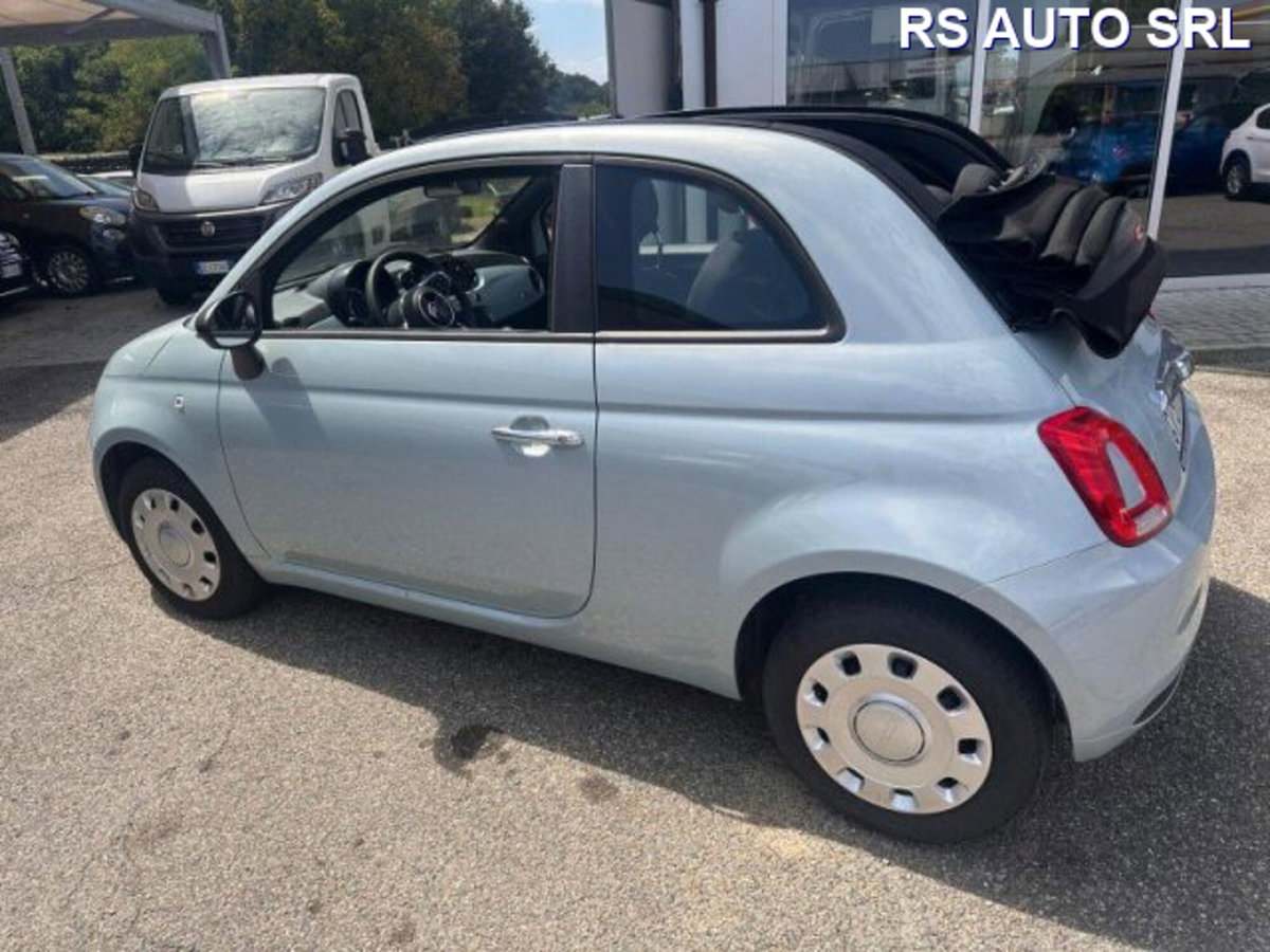 Fiat 500 Cabrio 1.0 Hybrid Club (13)
