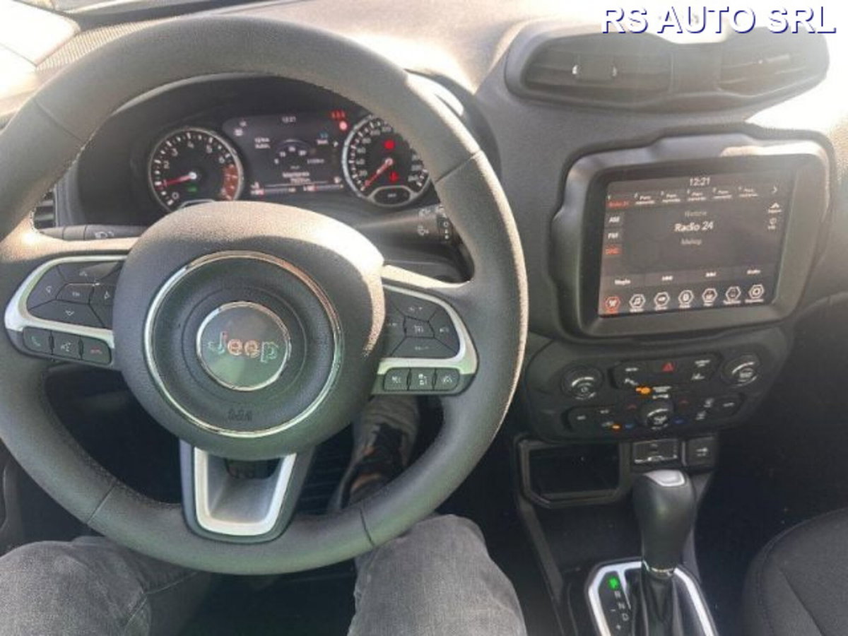 Jeep Renegade 1.5 Turbo T4 MHEV Limited (2)
