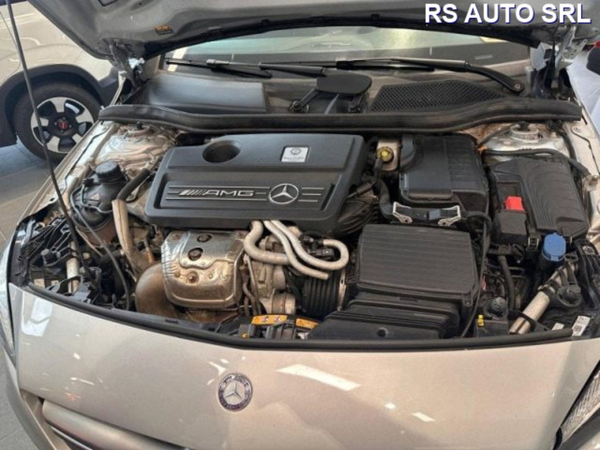 Mercedes-Benz Classe A 45 AMG 4Matic Automatic (8)