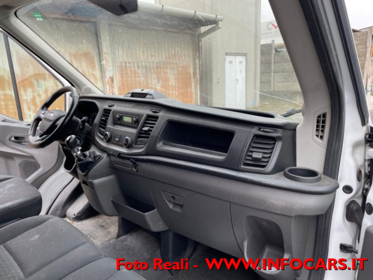 Ford Transit Furgone 350 2.0TDCi EcoBlue MHEV 130CV PM-TM Furgone Titan. (17)