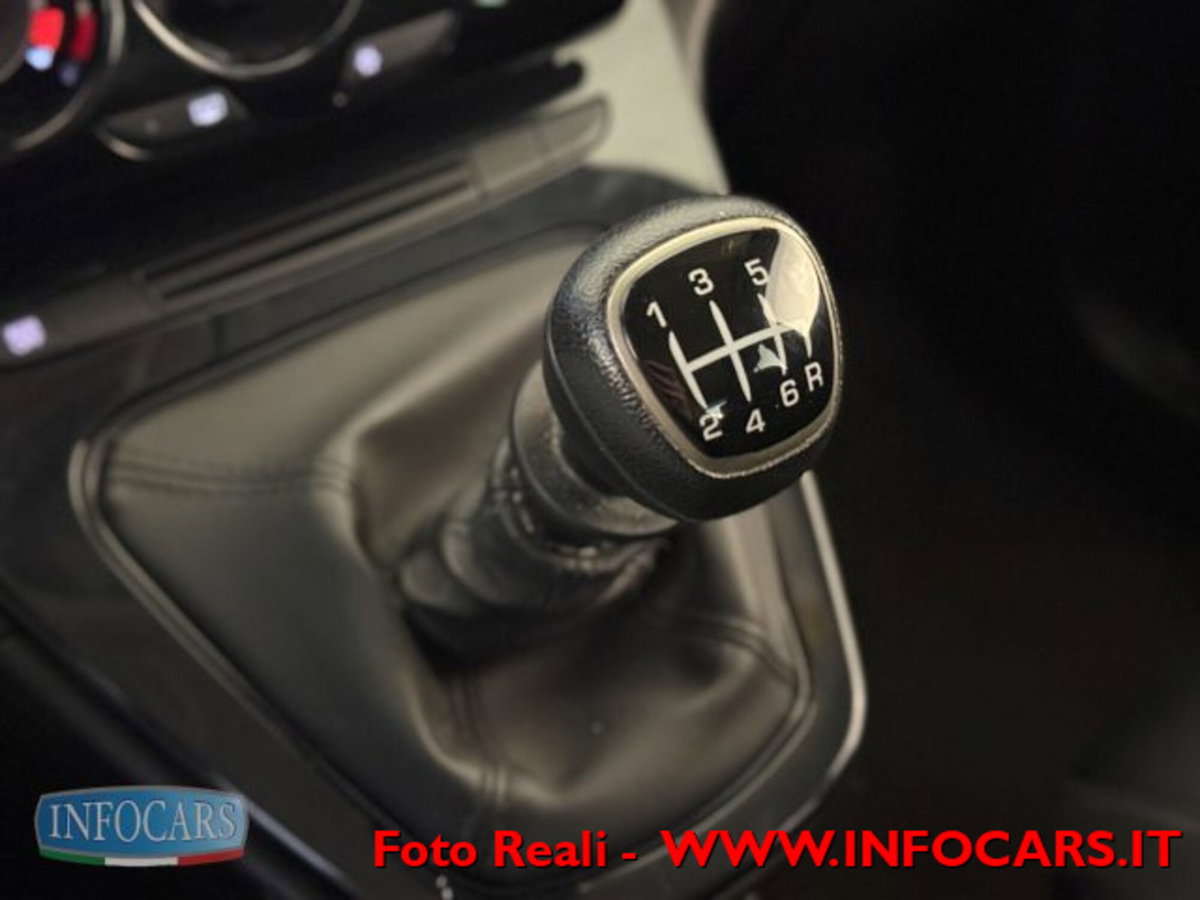 Lancia Ypsilon 1.0 FireFly 5 porte S&S Hybrid Ecochic Gold (16)