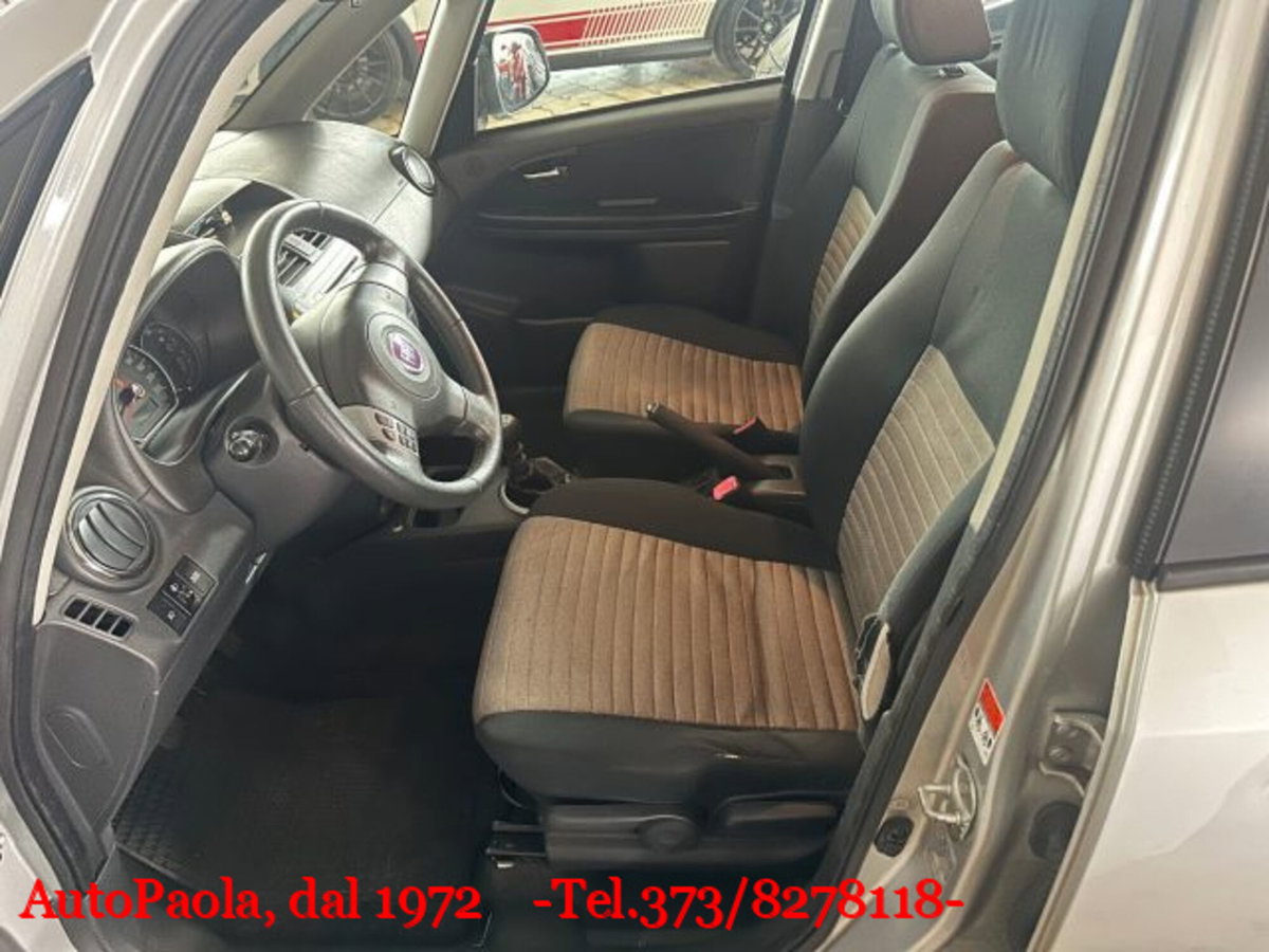 Fiat Sedici 1.9 MJT 4x4 Emotion (9)