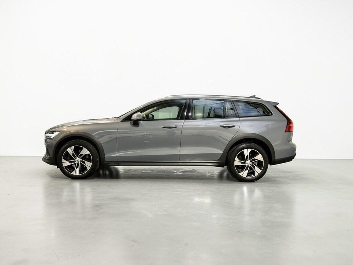 Volvo V60 Cross Country 2.0 b4 Ultimate awd auto (3)