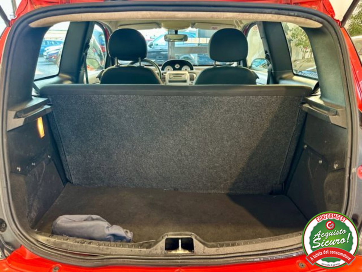 Lancia Ypsilon 1.2 Ego (16)