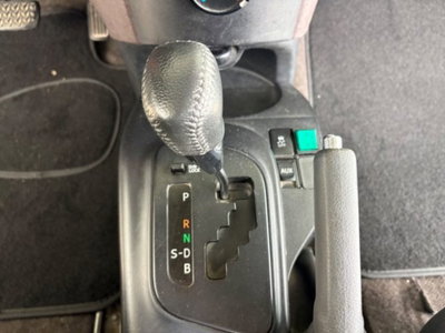 Toyota iQ 1.0 CVT Lounge (11)