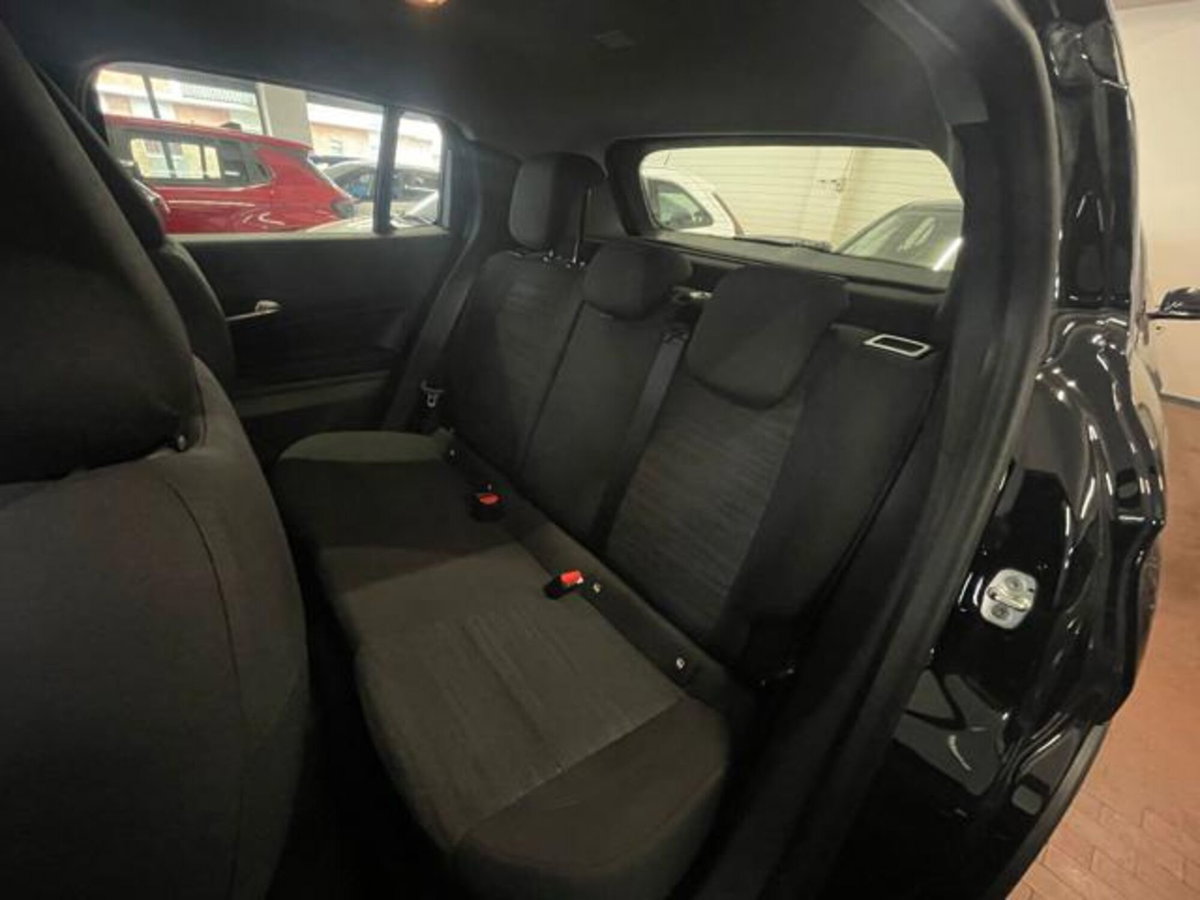 Jeep Avenger 1.2 turbo e-hybrid mhev Longitude fwd 110cv edct6 (11)