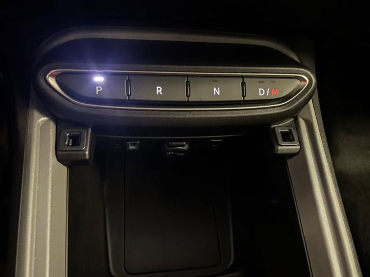 Jeep Avenger 1.2 turbo e-hybrid mhev Longitude fwd 110cv edct6 (15)