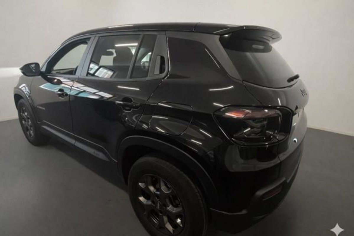 Jeep Avenger 1.2 turbo e-hybrid mhev Longitude fwd 110cv edct6 (4)