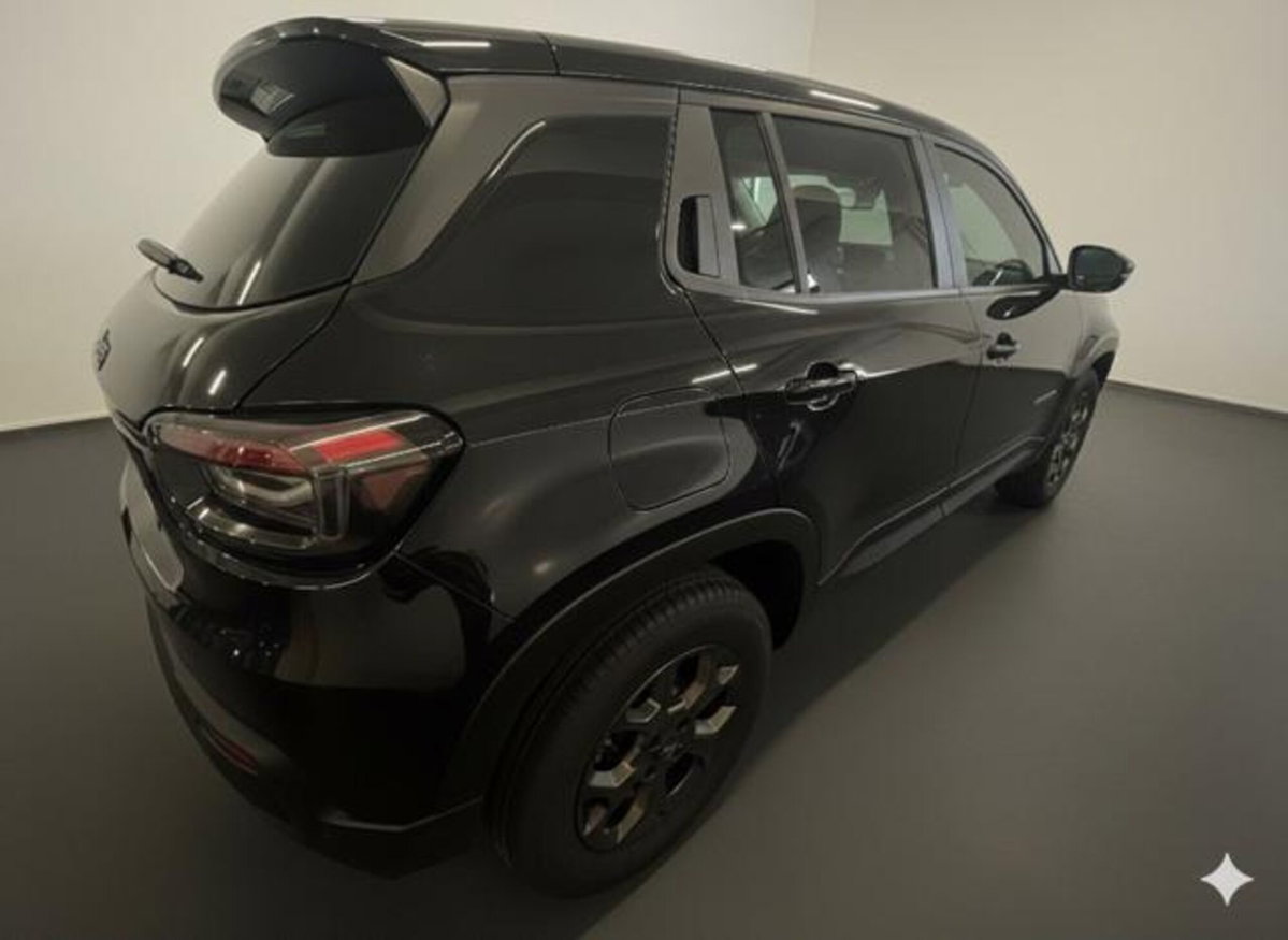 Jeep Avenger 1.2 turbo e-hybrid mhev Longitude fwd 110cv edct6 (6)
