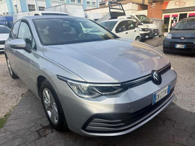 Volkswagen Golf Variant 1.0 eTSI EVO DSG Life usata