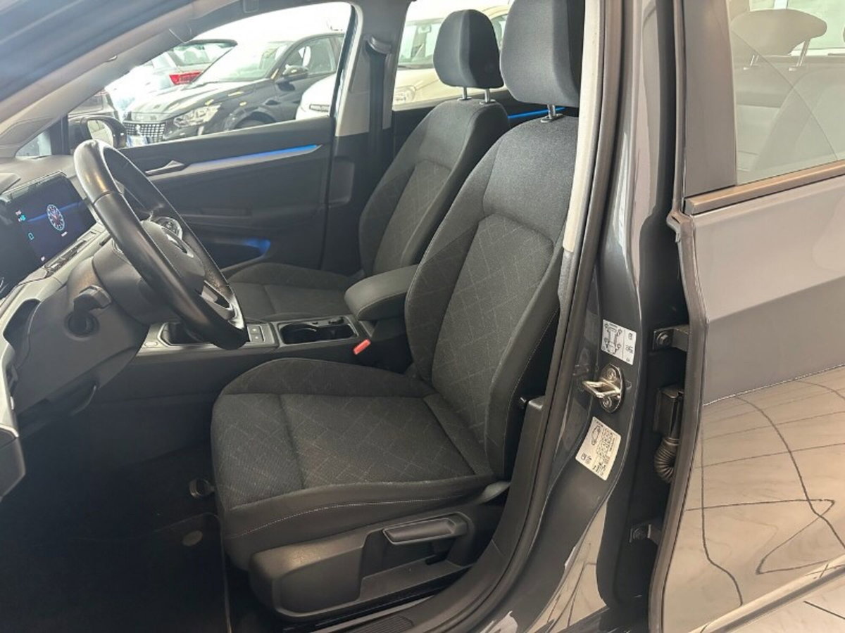 Volkswagen Golf 1.0 TSI EVO Life (12)