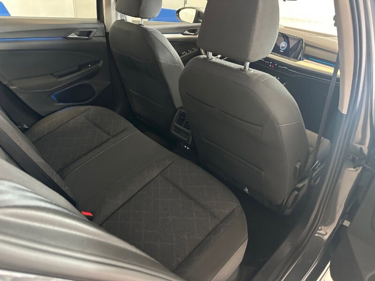 Volkswagen Golf 1.0 TSI EVO Life (15)