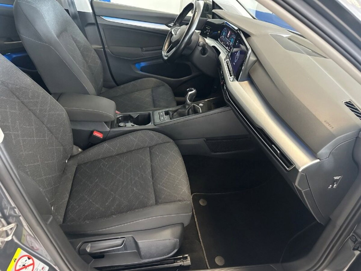 Volkswagen Golf 1.0 TSI EVO Life (16)