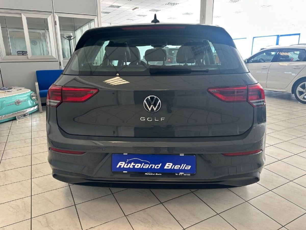 Volkswagen Golf 1.0 TSI EVO Life (7)
