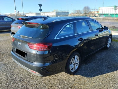 Kia Ceed Sport Wagon 1.6 CRDi 115 CV SW Business Class (3)