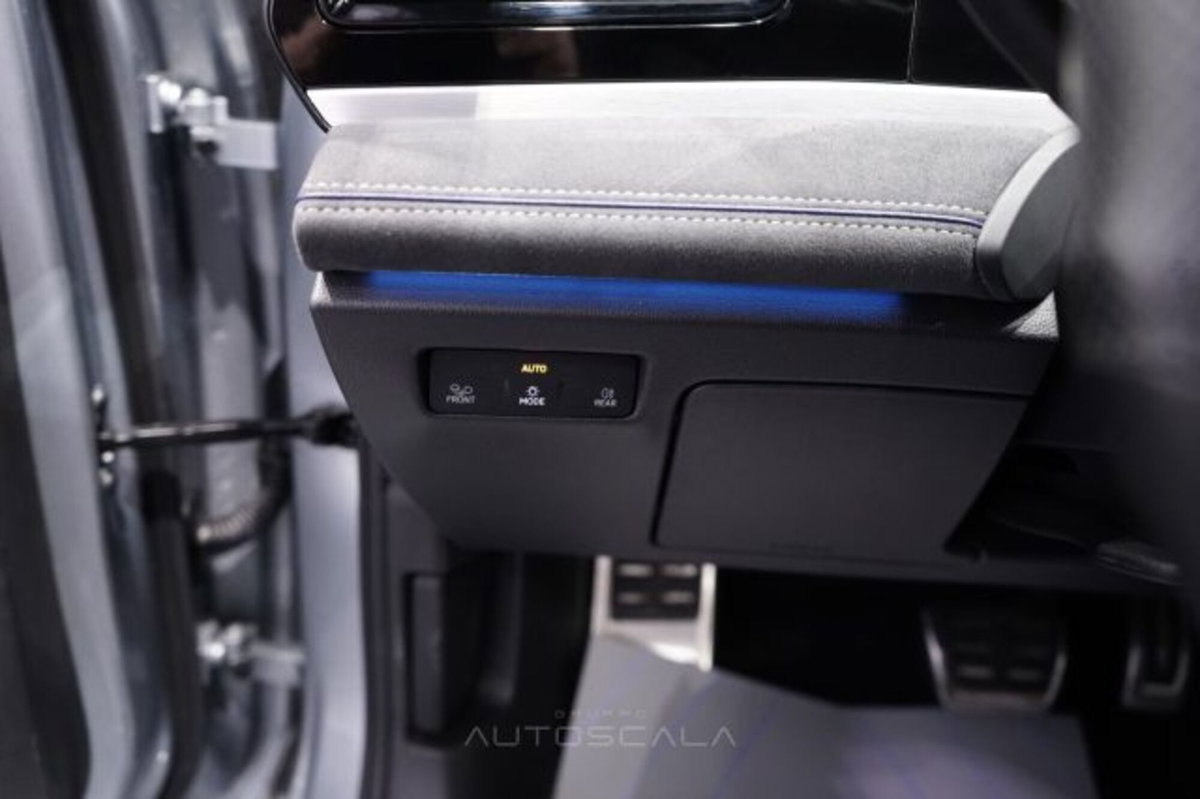 Volkswagen Passat Variant 1.5 TSI ACT DSG Business (15)