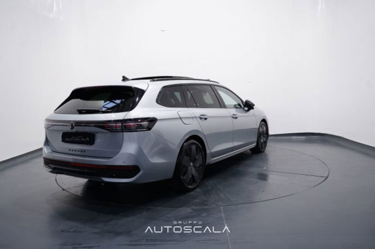Volkswagen Passat Variant 1.5 TSI ACT DSG Business (6)