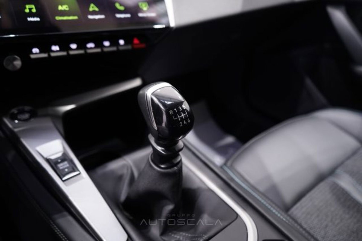 Peugeot 308 SW 1.2 puretech t Allure s&s 130cv eat8 (18)