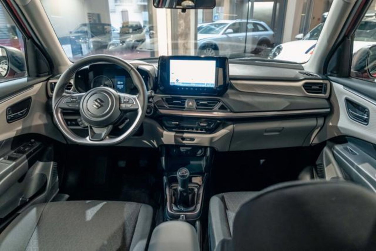 Suzuki Swift 1.2 Hybrid Cool (11)