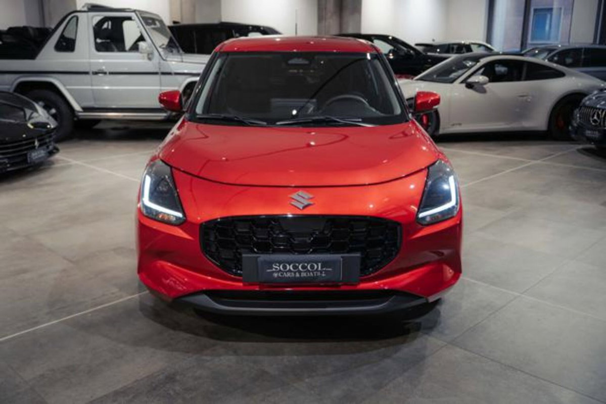 Suzuki Swift 1.2 Hybrid Cool (2)