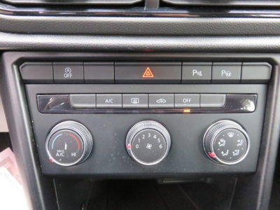 Volkswagen T-Roc 1.0 TSI Life (11)