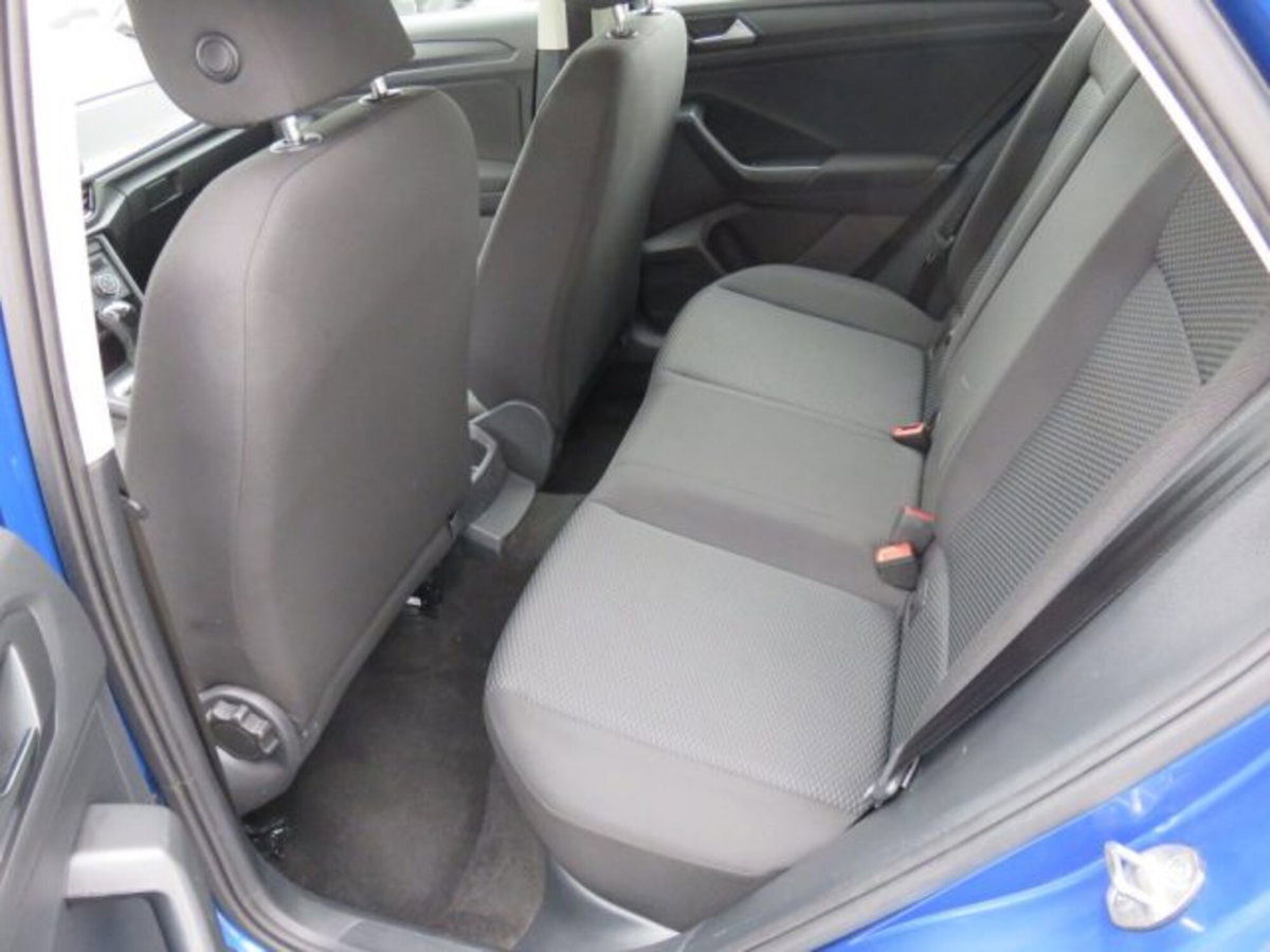 Volkswagen T-Roc 1.0 TSI Life (12)