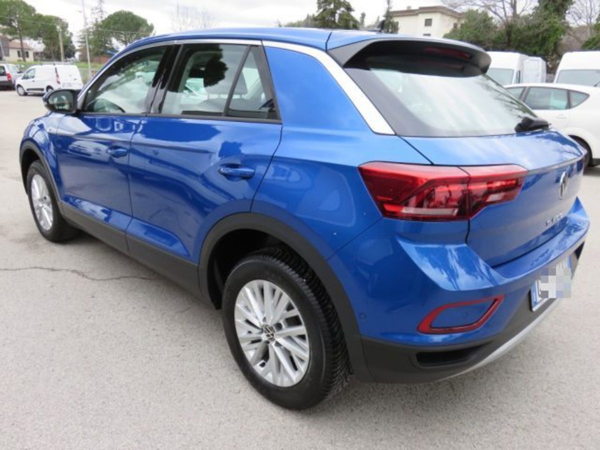 Volkswagen T-Roc 1.0 TSI Life (2)