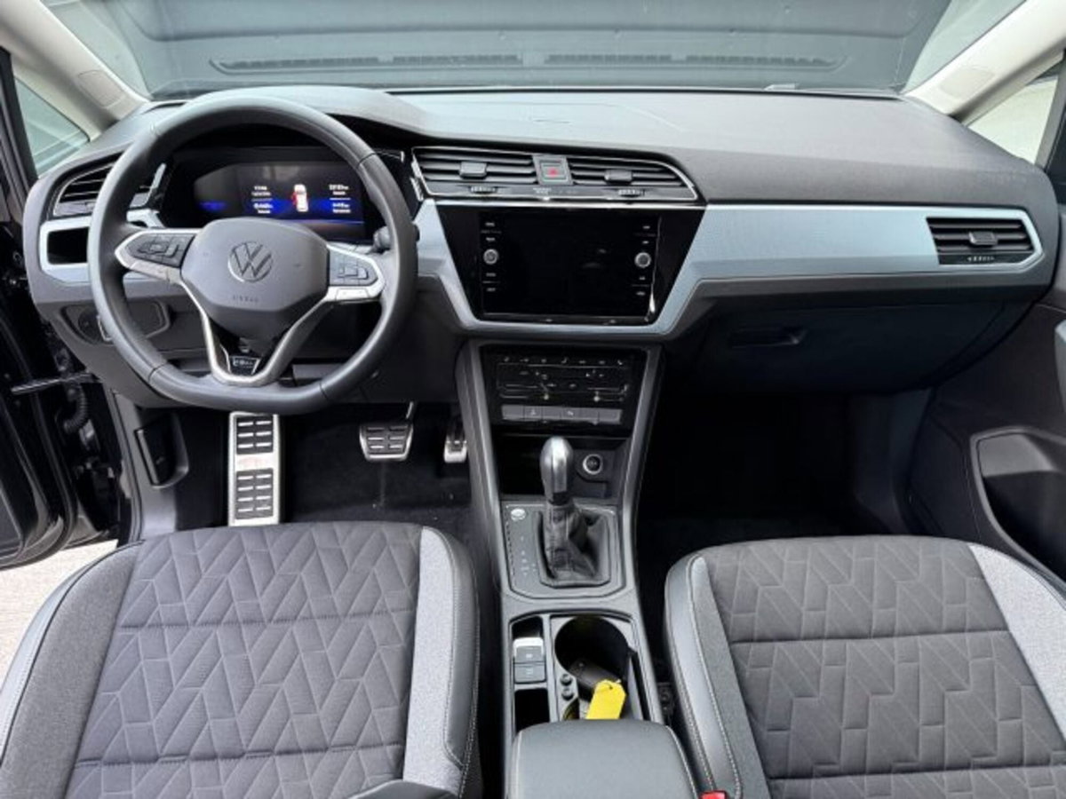 Volkswagen Touran 1.5 tsi Edition 150cv (6)