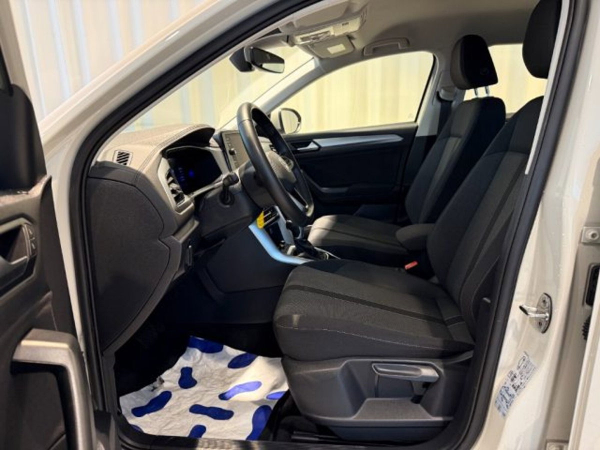 Volkswagen T-Roc 1.5 tsi Life dsg (4)