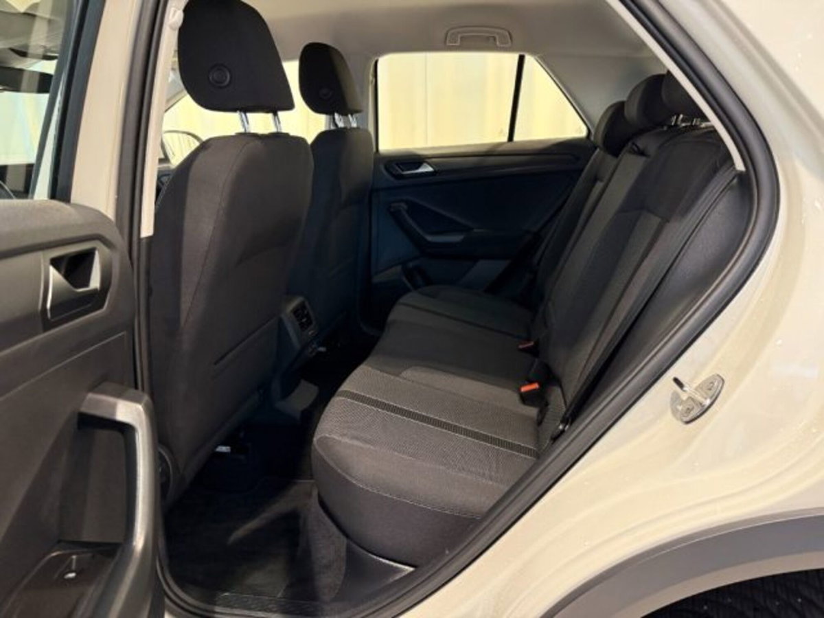 Volkswagen T-Roc 1.5 tsi Life dsg (5)