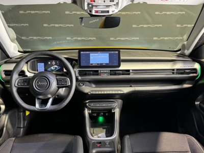 Jeep Avenger 1.2 turbo e-hybrid mhev Summit fwd 110cv edct6 (10)