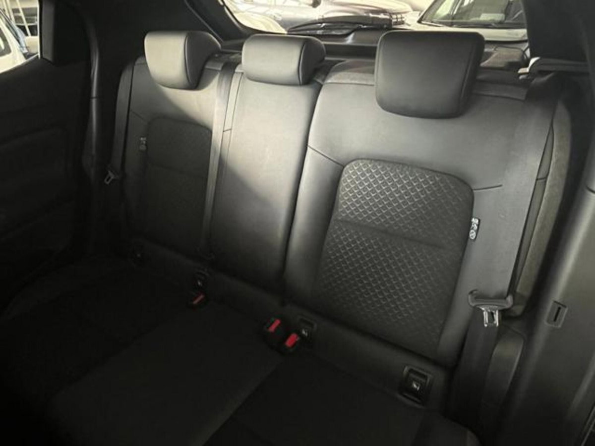 Nissan Juke 1.0 dig-t N-Connecta 114cv dct (12)