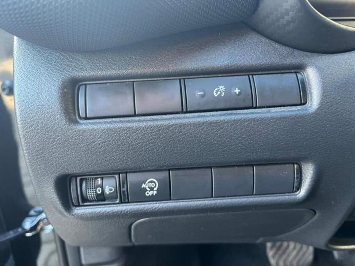 Nissan Juke 1.0 dig-t N-Connecta 114cv dct (17)