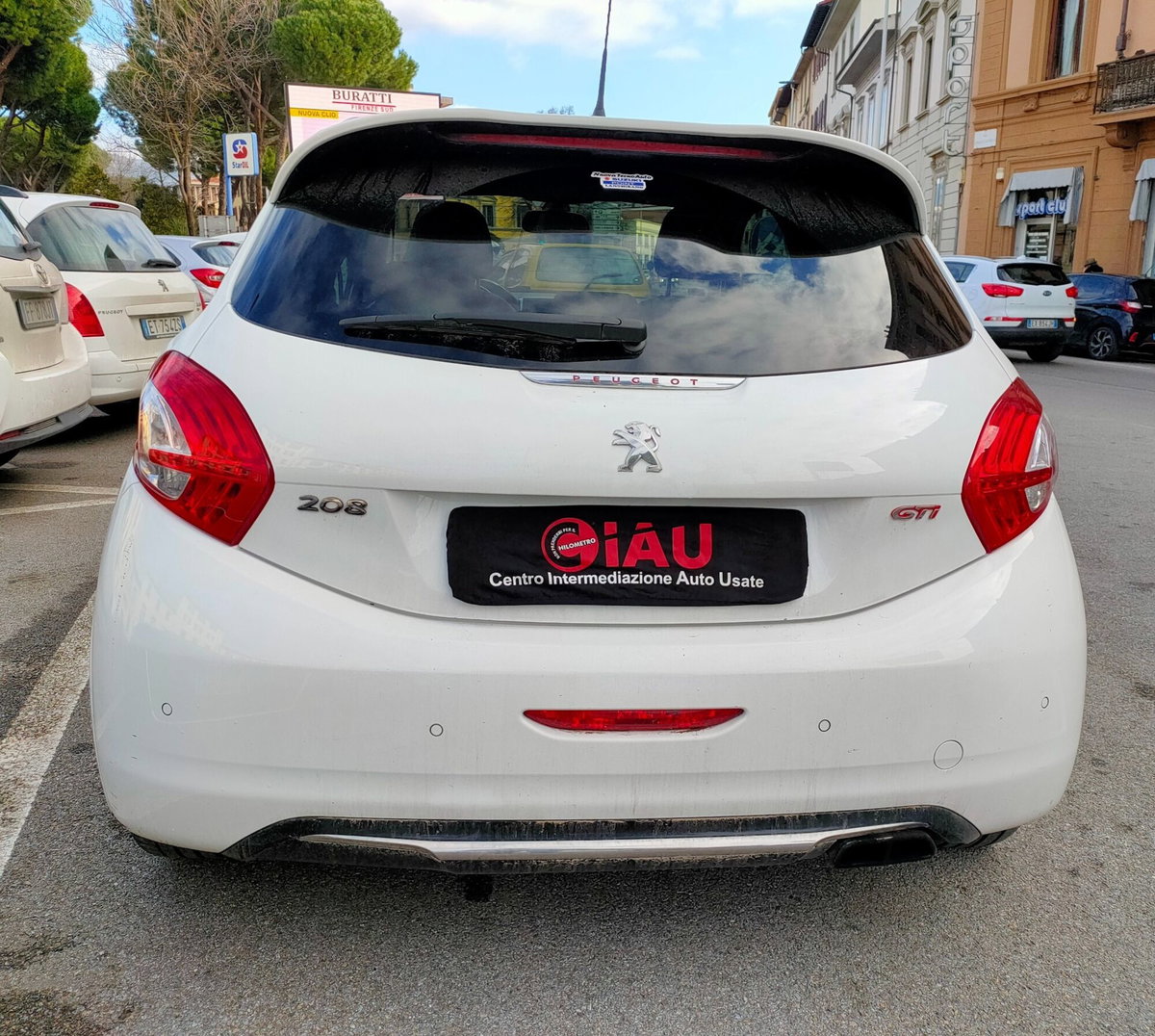 Peugeot 208 THP 200 CV 3 porte GTi (8)