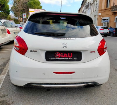 Peugeot 208 THP 200 CV 3 porte GTi (8)
