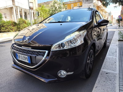 Peugeot 208 HDi 68 CV 5 porte Allure (3)