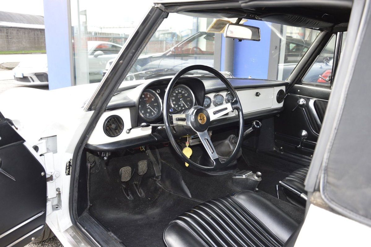 Alfa Romeo Spider 1.6 (6)