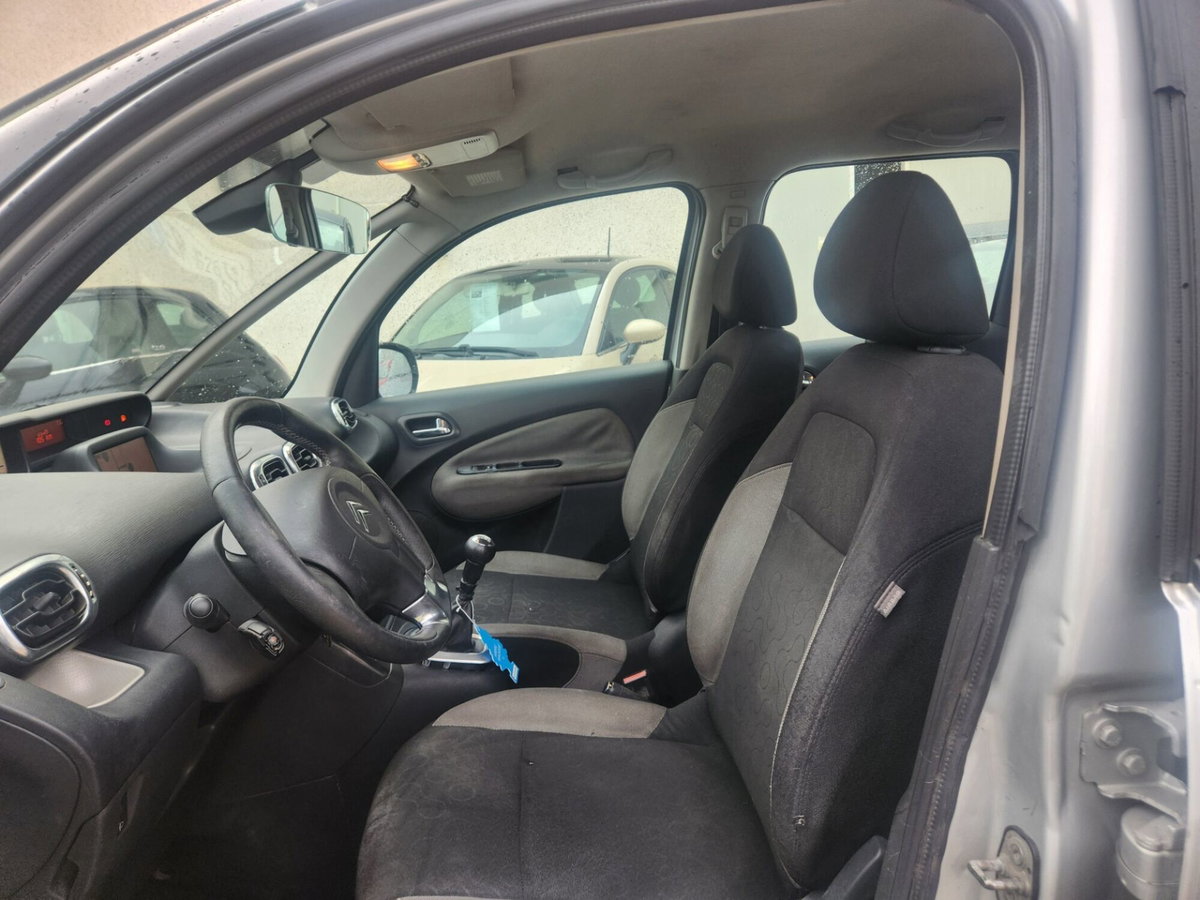 Citroen C3 Picasso 1.6 HDi 90 Exclusive Theatre (10)