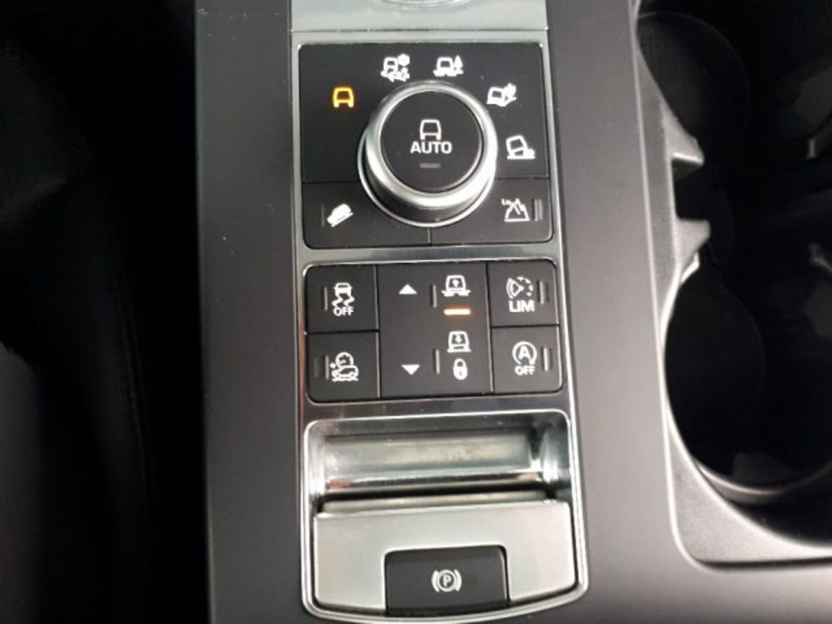 Land Rover Discovery Sport 2.0 SD4 240 CV SE (11)