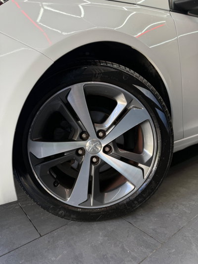 Peugeot 308 1.6 HDi 92 CV Active (19)
