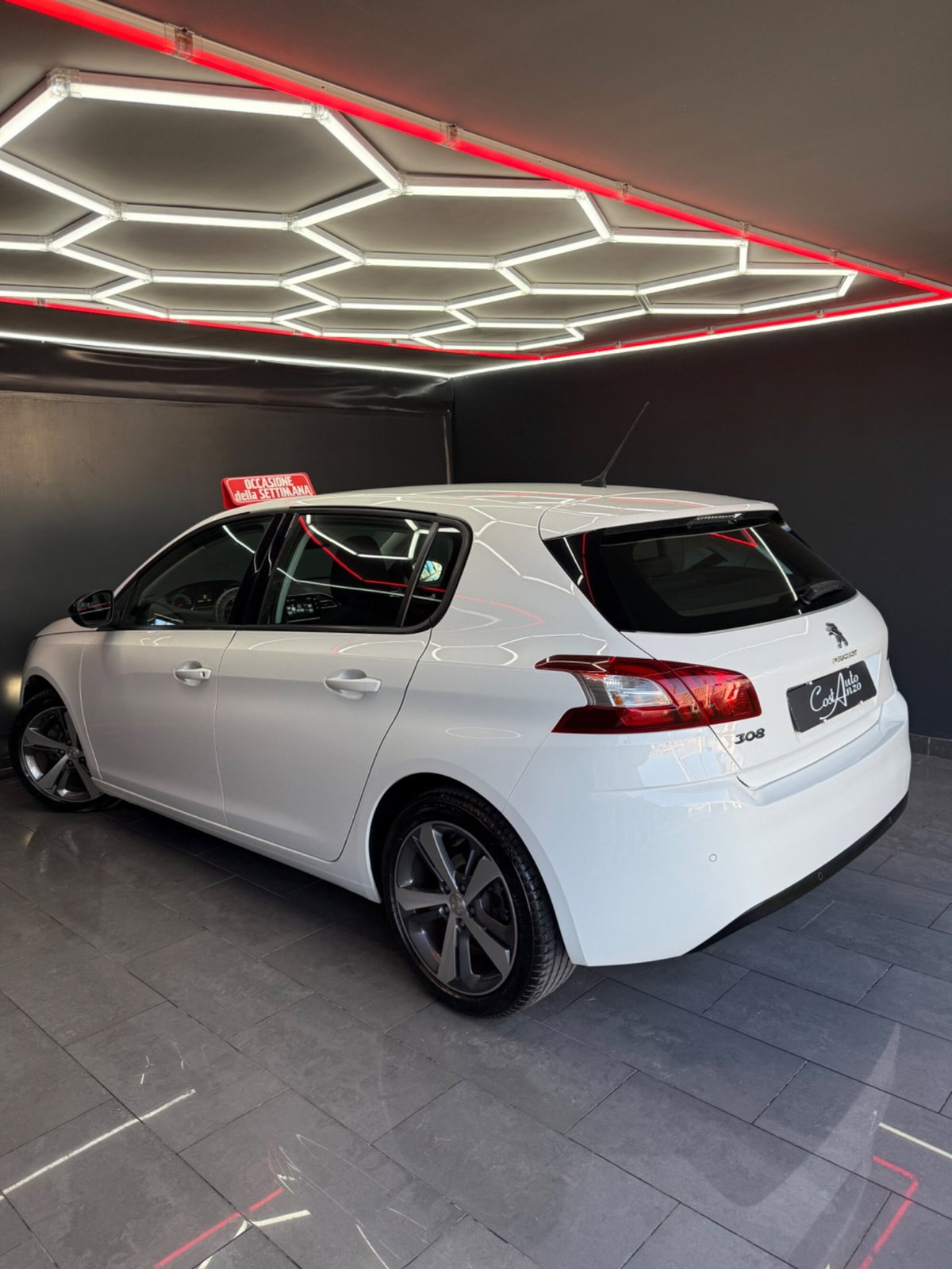 Peugeot 308 1.6 HDi 92 CV Active (5)