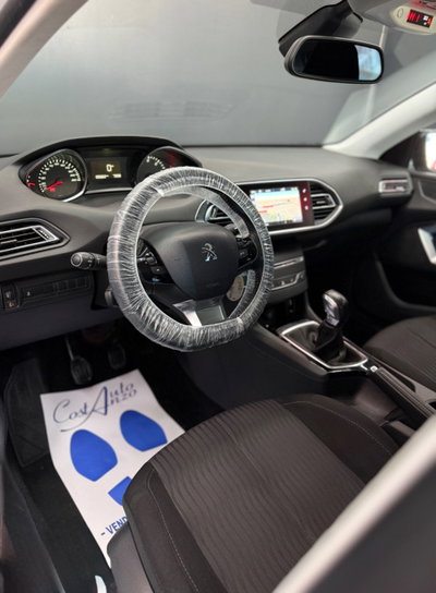 Peugeot 308 1.6 HDi 92 CV Active (8)