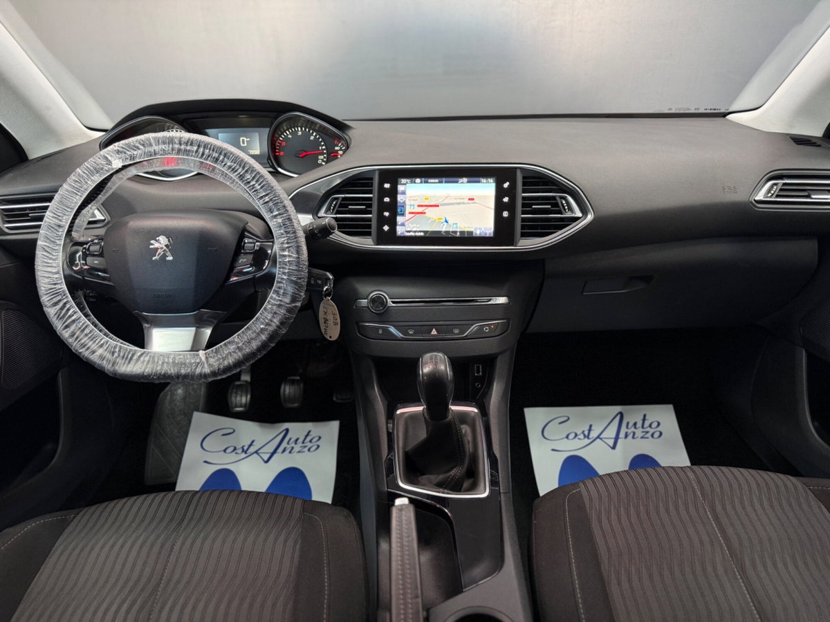 Peugeot 308 1.6 HDi 92 CV Active (9)